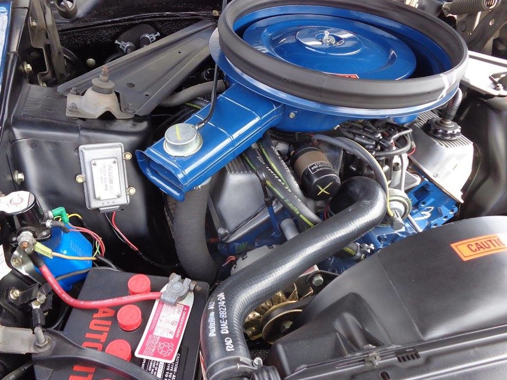 Classic car engine and mechanical work at Cain's Kustoms